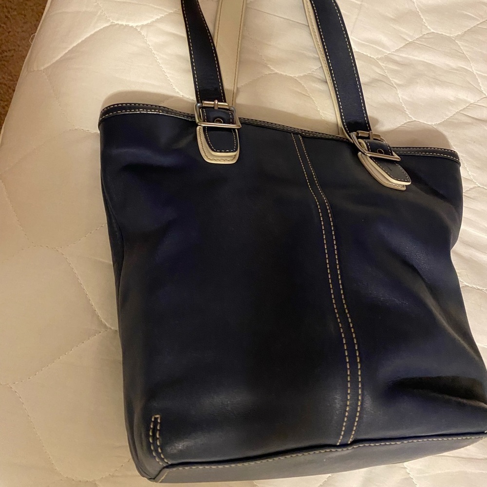 Coach shoulder bag